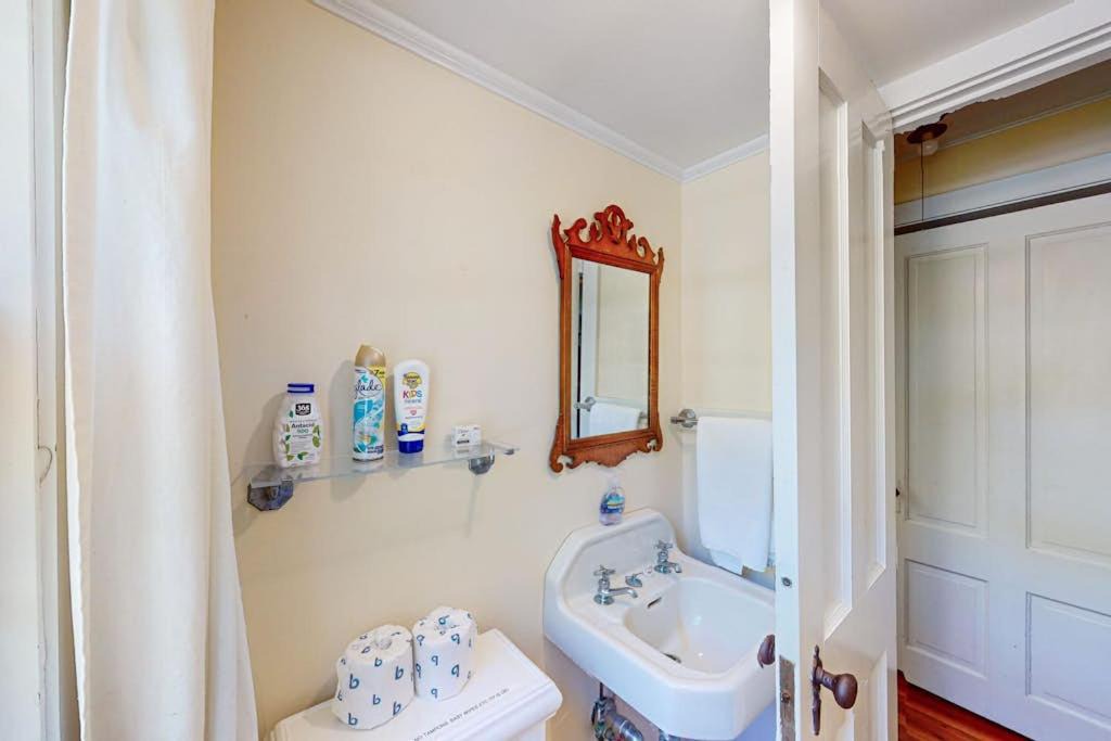 Photo of Bathroom in West Hyannisport