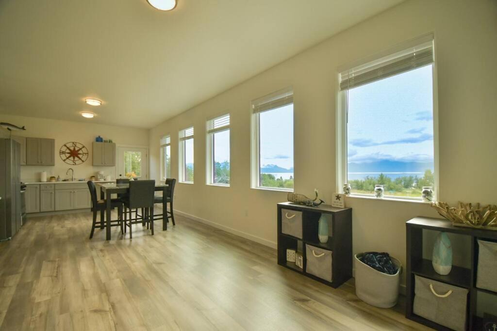 Photo of Livingroom in Kachemak
