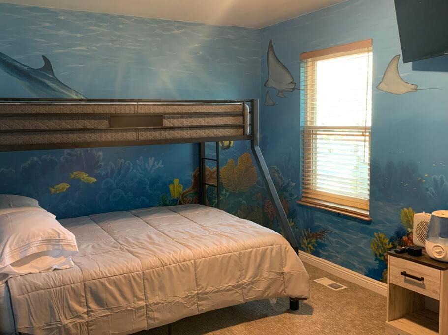 Photo of Bedroom in Sandy