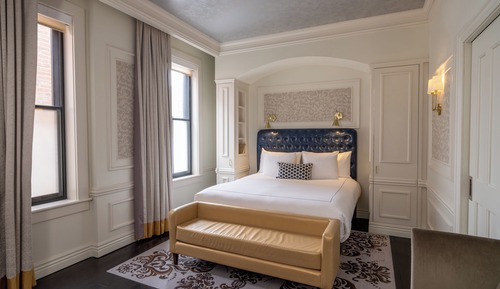 Premier Room, 1 King Bed