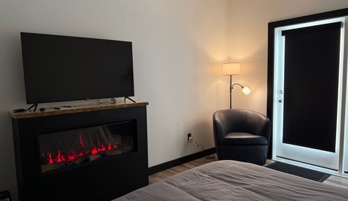 Standard Room, Patio, Mountain View