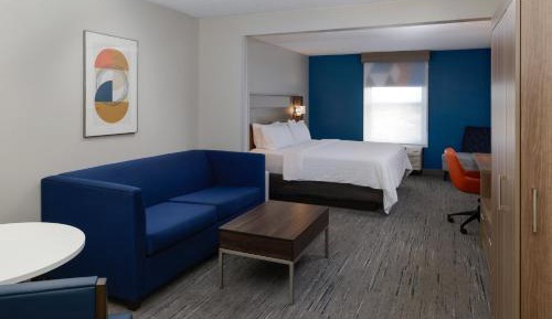 King Suite with Sofa Bed