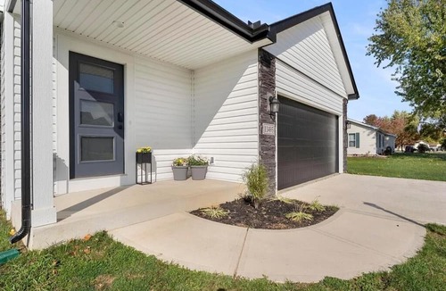 Enchanted Hills House | Like new 4 bedroom 2.5 bath home with boat slip on Lake Wawasee, IN. Sleeps 11+