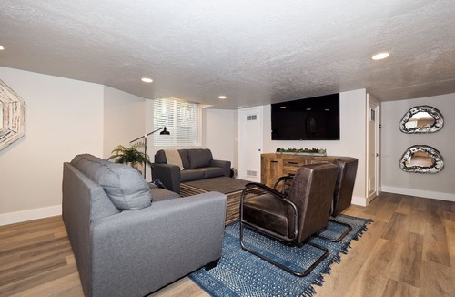 Lower Avenues Apartment | Upgraded Suite-Temple Square, Downtown Salt Lake City, Convention Center