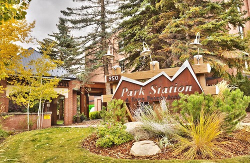 Downtown Park City Condo | Prime LOC-Town SKI Lift-Main Str-Heated Pool-Hot Tub open 12 months/year-WIFI