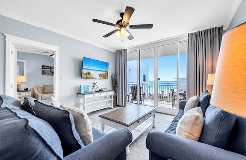 Fort Walton Beach Condo | 🦩Book Me Baby! Gorgeous Gulf & Courtyard Views~Rise Above It All!🦩