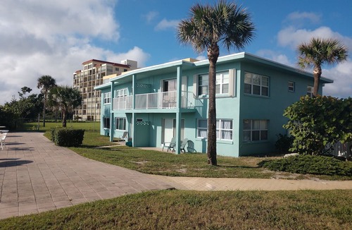 Port Canaveral Condo | RIGHT ON THE BEACH! Rockets and Cruise Ships! Kid and pet friendly, 2Br.
