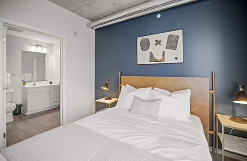 Sobro Apartment | Live Music and City Lights | Stay at an Upscale Haven in Nashville Near Hotspots