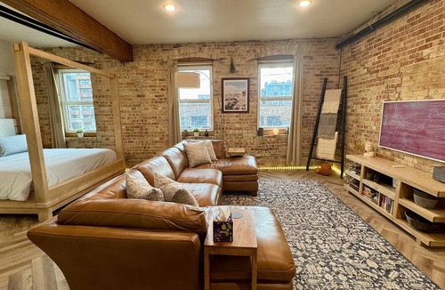 Rio Grande Apartment | Gated Parking I Walk to Convention & Delta Center I Elevator