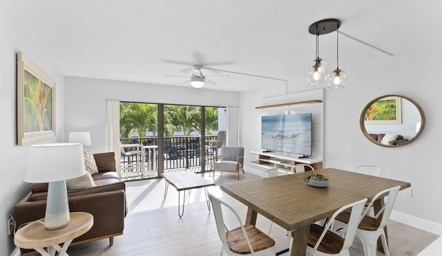 Coastal Escape: Luxe Condo with Ocean Views, Rooftop Deck & Heated Pool!