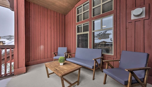 Slopeside Solitude Condo - Walk to Ski Lifts!