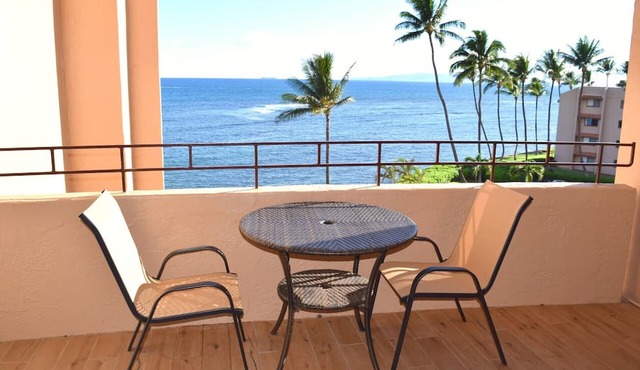Bright, Beautiful, Remodeled Island Sands 505 Condo