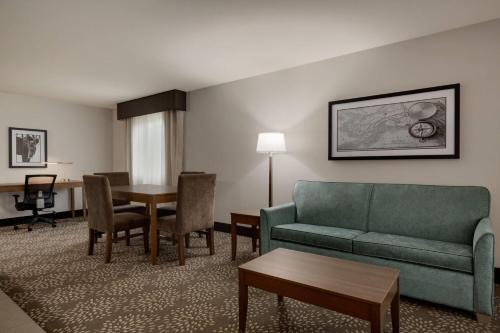 La Quinta by Wyndham Fairbanks Airport